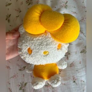 Hello Kitty 35th Anniversary plush yellow